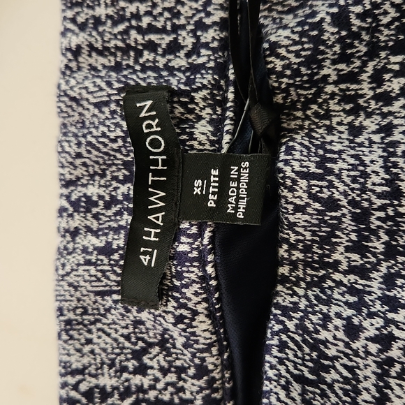 41 Hawthorn Navy Kora Knit Jacquard Pencil Skirt - XSP - Picture 3 of 4